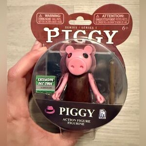 New In Box B2 Roblox PIGGY Series 1 Piggy 3.5" Action Figure Includes DLC Items